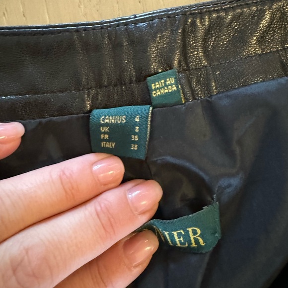 Danier Genuine Leather Pants | Size 4 - Picture 5 of 5